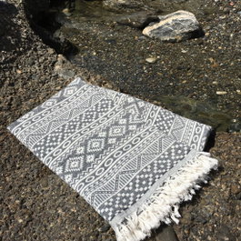 Mijölnir Toalla de playa Fouta Negro y beige